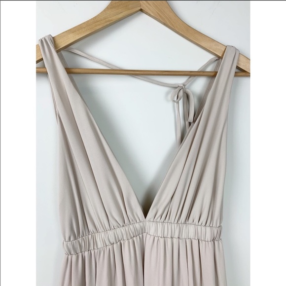 Show me your Mumu Ava Maxi dress in Beige - Picture 3 of 8